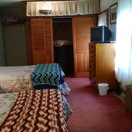 Fish & Loaves Bed And Breakfast Numidia Екстер'єр фото
