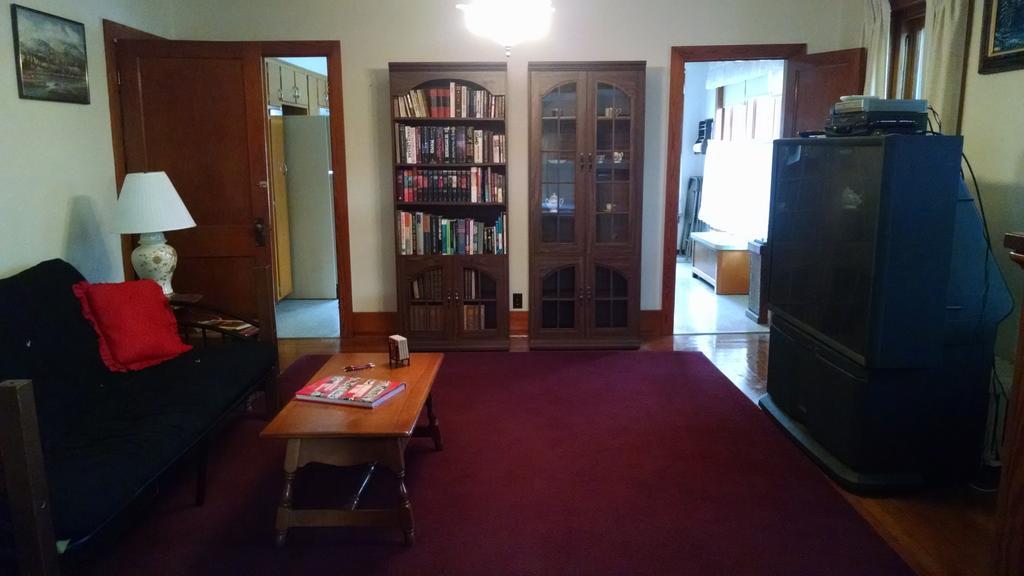 Fish & Loaves Bed And Breakfast Numidia Екстер'єр фото