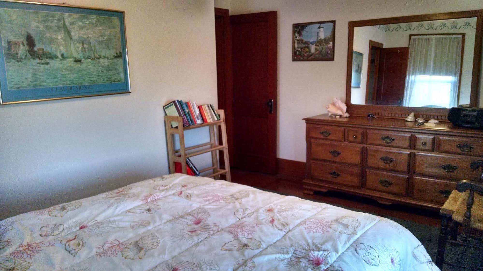 Fish & Loaves Bed And Breakfast Numidia Екстер'єр фото